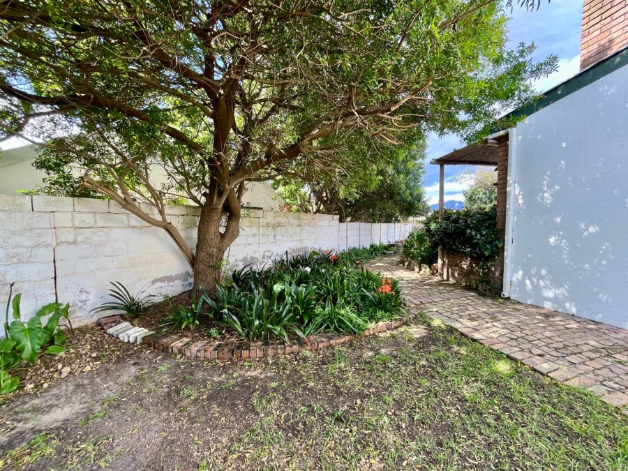 2 Bedroom Property for Sale in Fisherhaven Western Cape